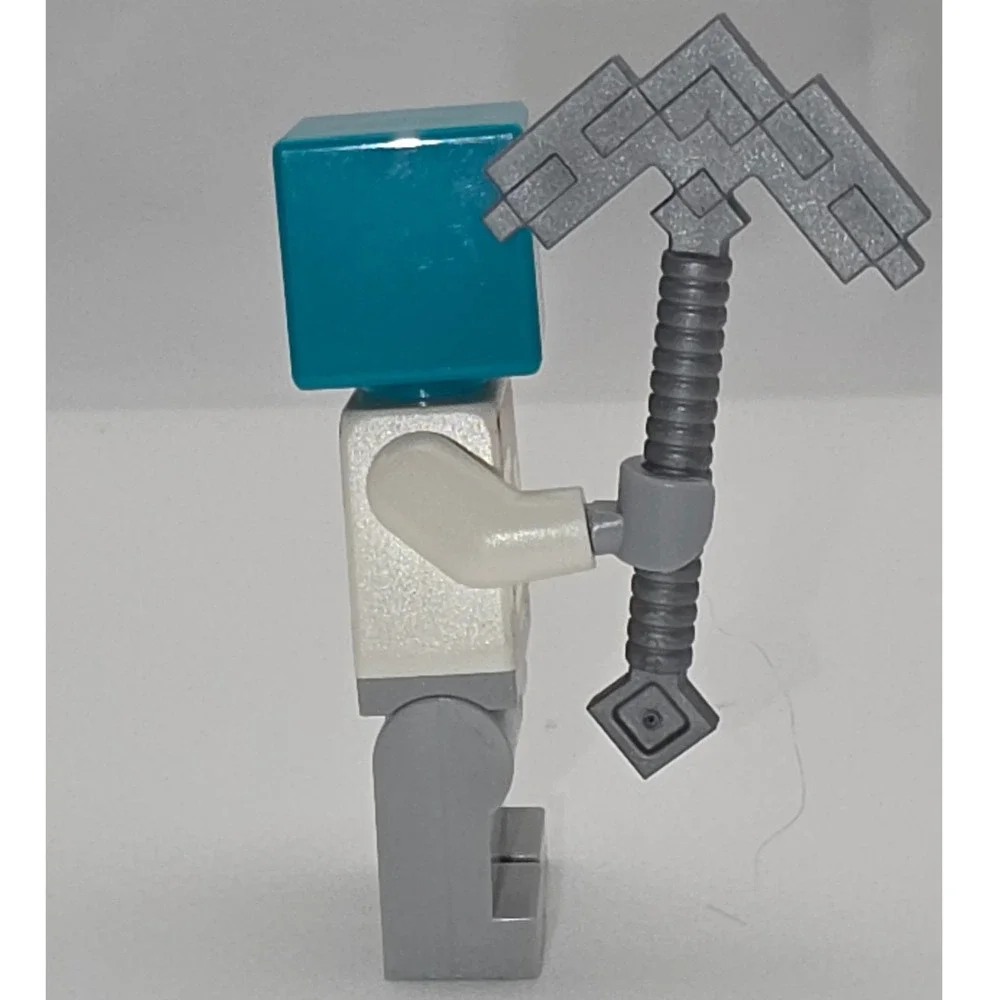 LEGO Minecraft Tamer Minifigure Teal/Gray Excellent MiniFig Toy Good Condition